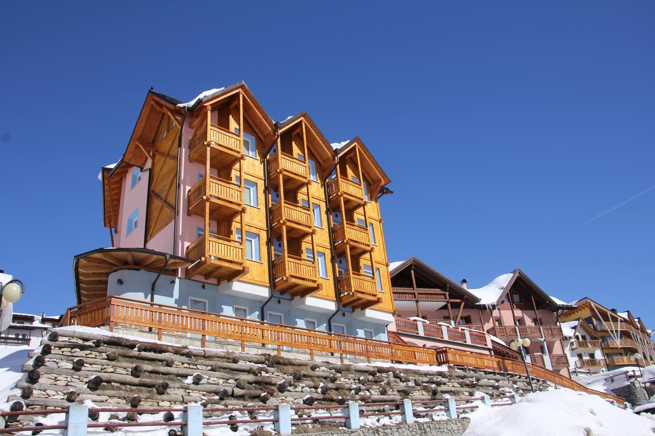 Hotel Residence Dahu Passo del Tonale Ngoại thất bức ảnh
